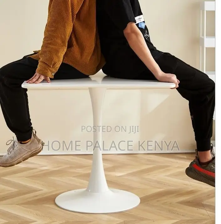 Dining Table: Round Wooden Dining Table Tulip Design