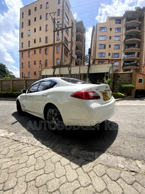 Nissan Fuga 2013 White