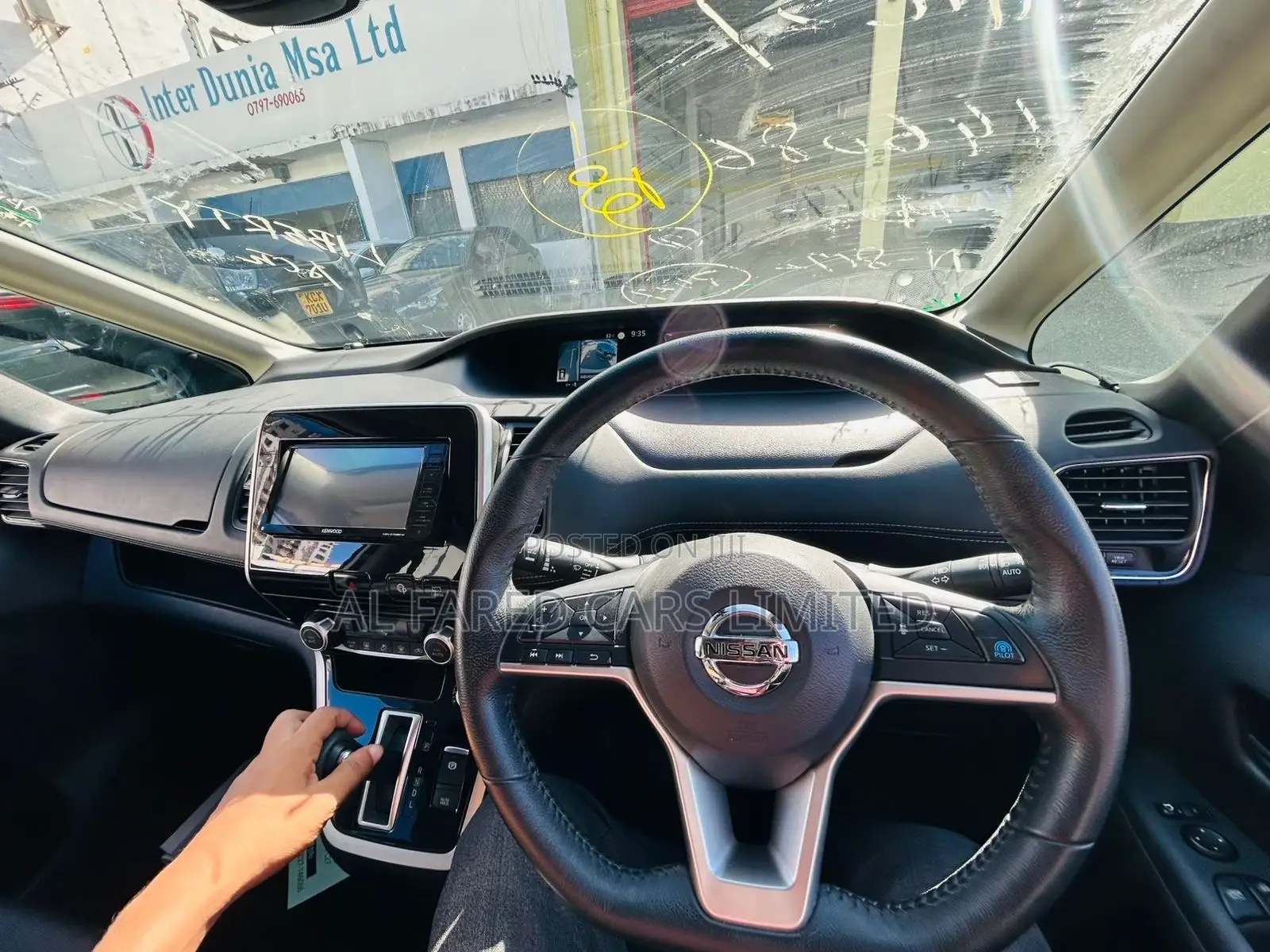 Nissan Serena 2019 White