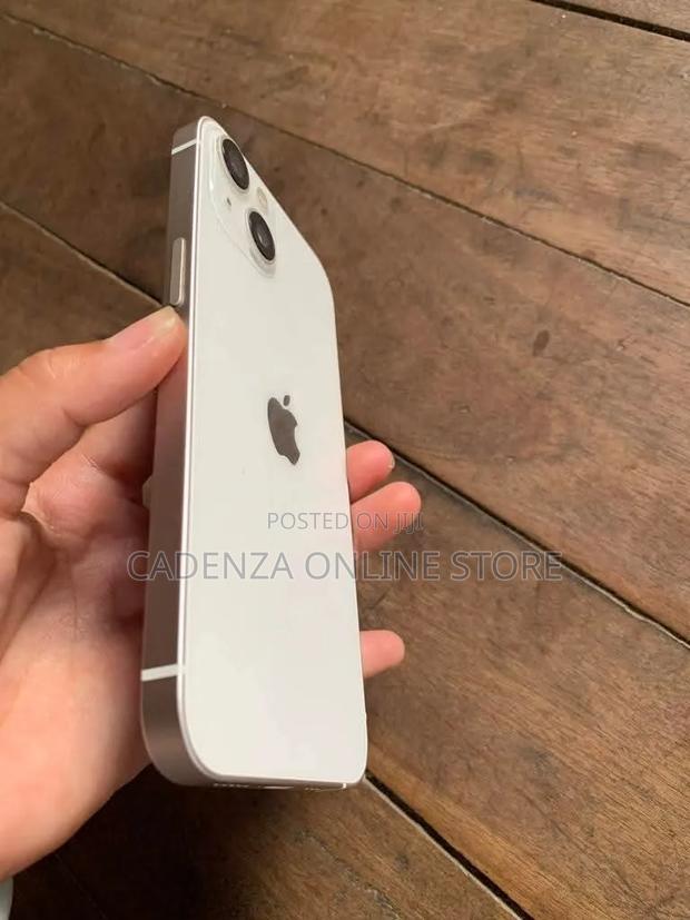 Apple iPhone 13 128 GB White - thumbnail 3