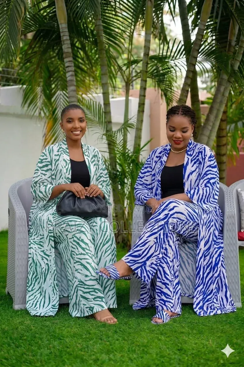 New Print -
3pc Shiffon Kimono Set