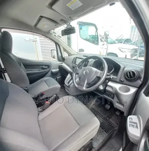 Nissan NV200 2019 Gray