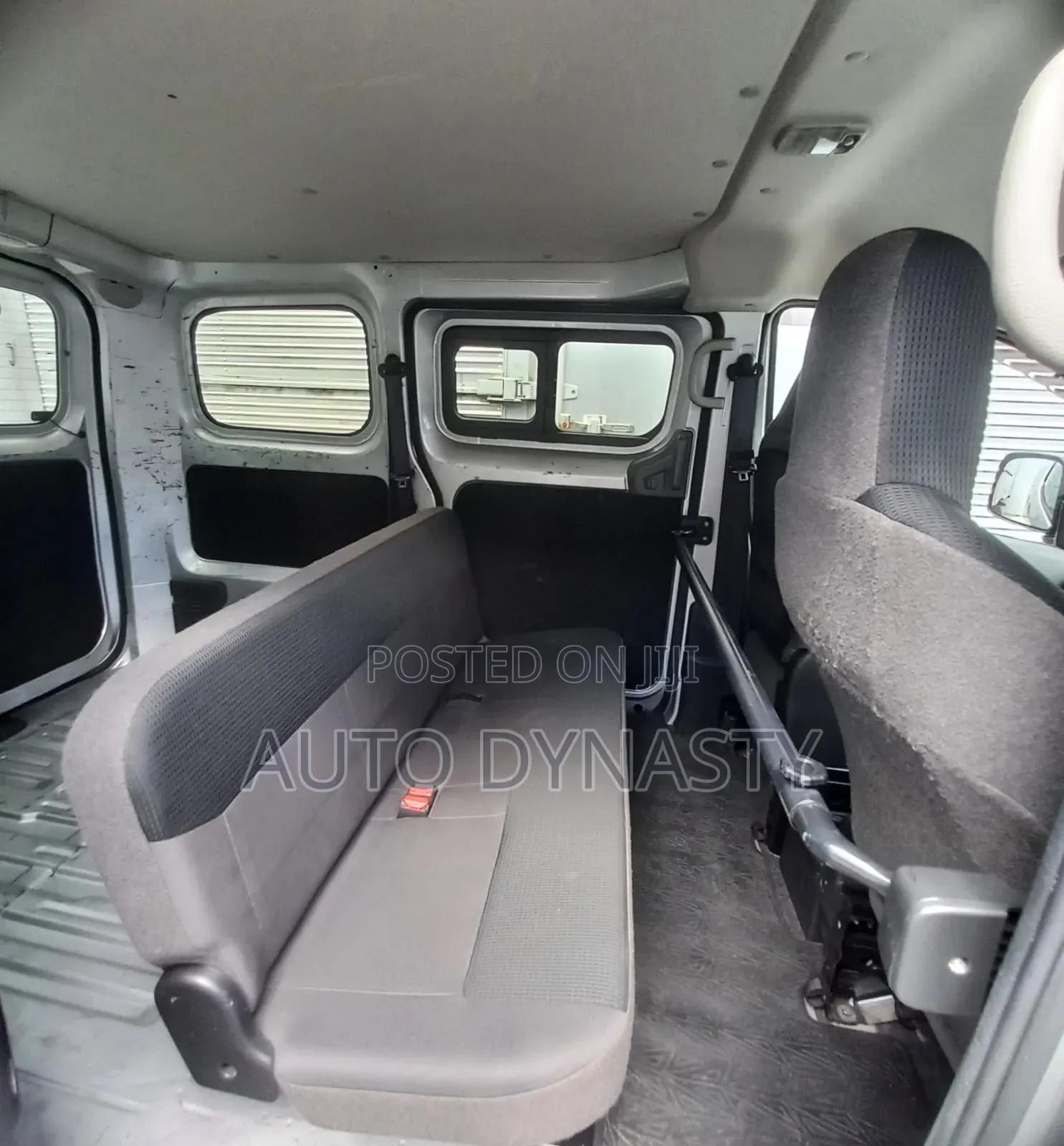 Nissan NV200 2019 Gray