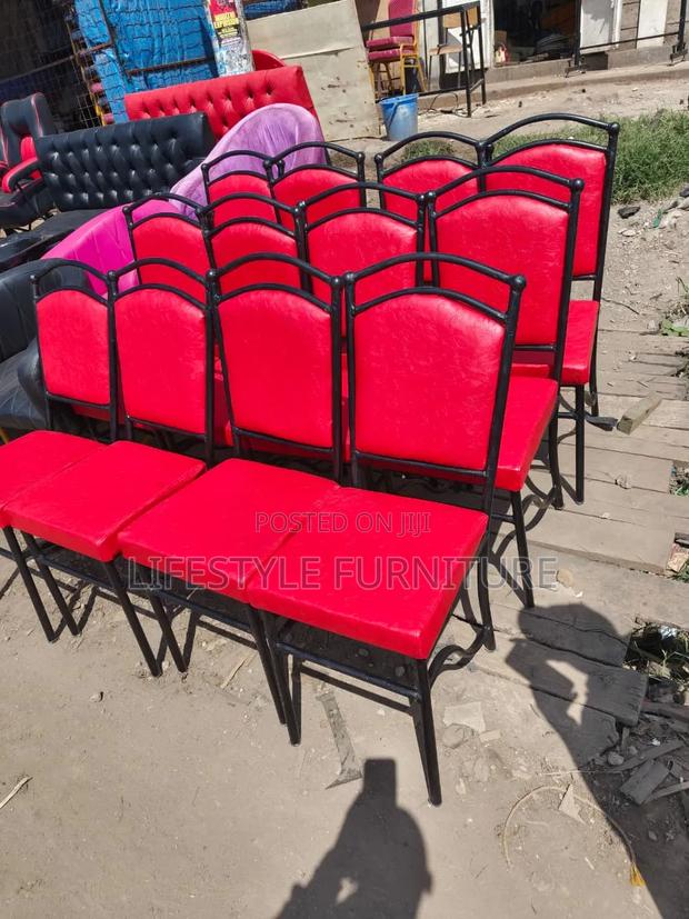 Hotel Seats - main view