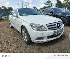Mercedes-Benz C200 2011 White