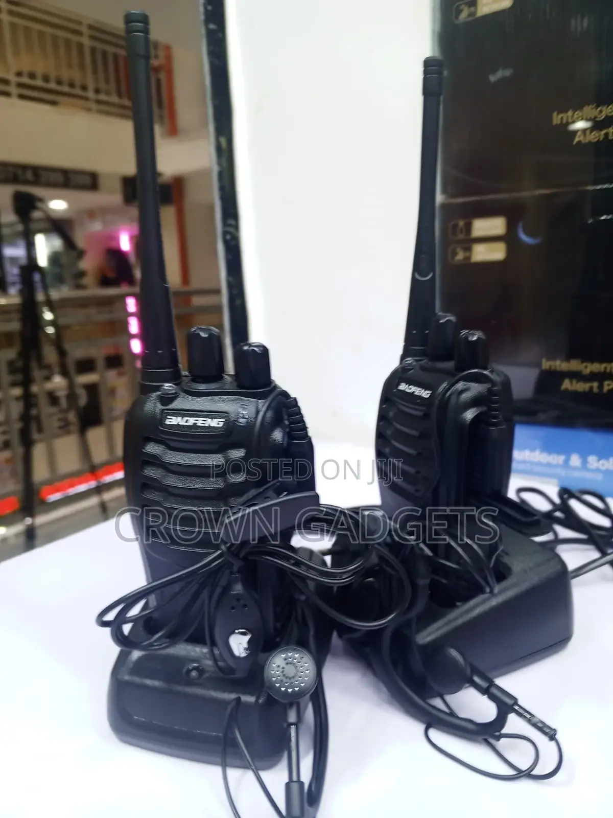 B888s Bf-888s Two Way Communication Radio 16 Channel Set