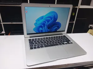 Laptop Apple MacBook Air 2017 8GB Intel Core i5 SSD 128GB