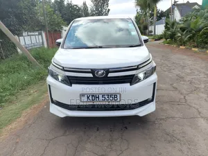Toyota Voxy 2015 White