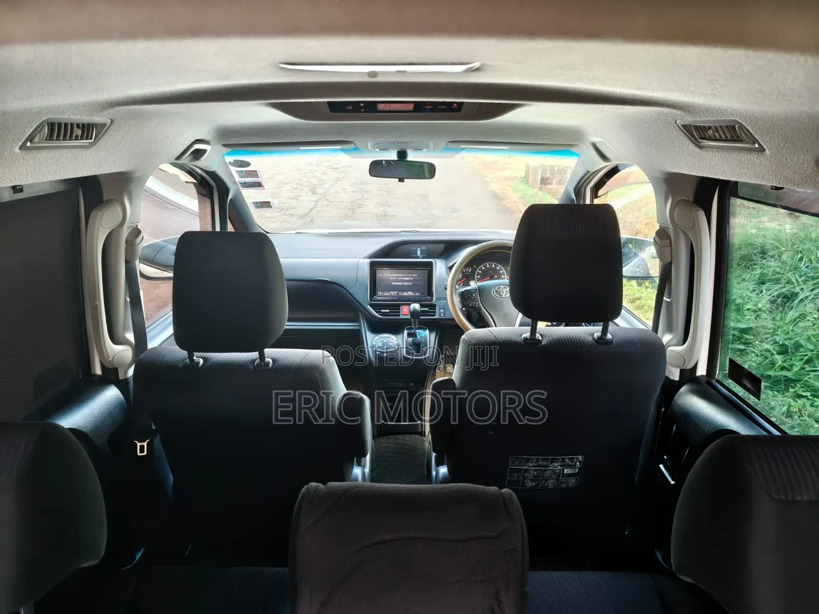 Toyota Voxy 2015 White