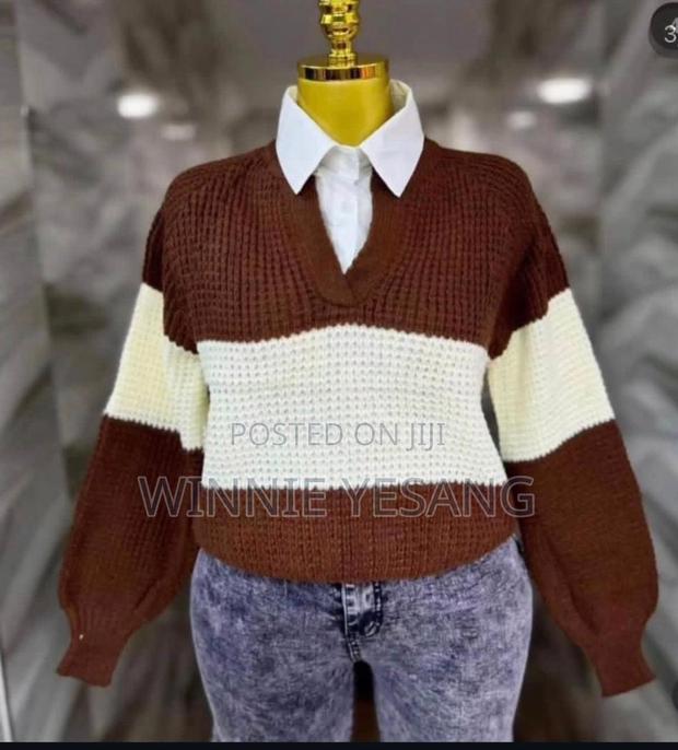 Color Block v - Neck Knit Sweater - thumbnail 2