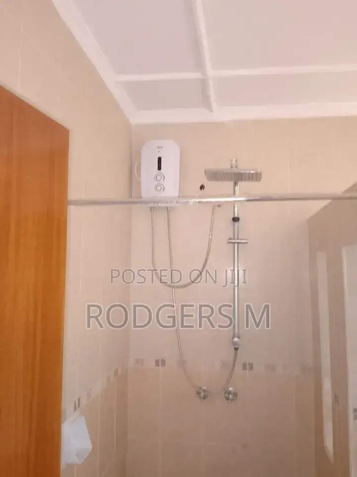4bdrm Townhouse / Terrace in Muthangari for rent