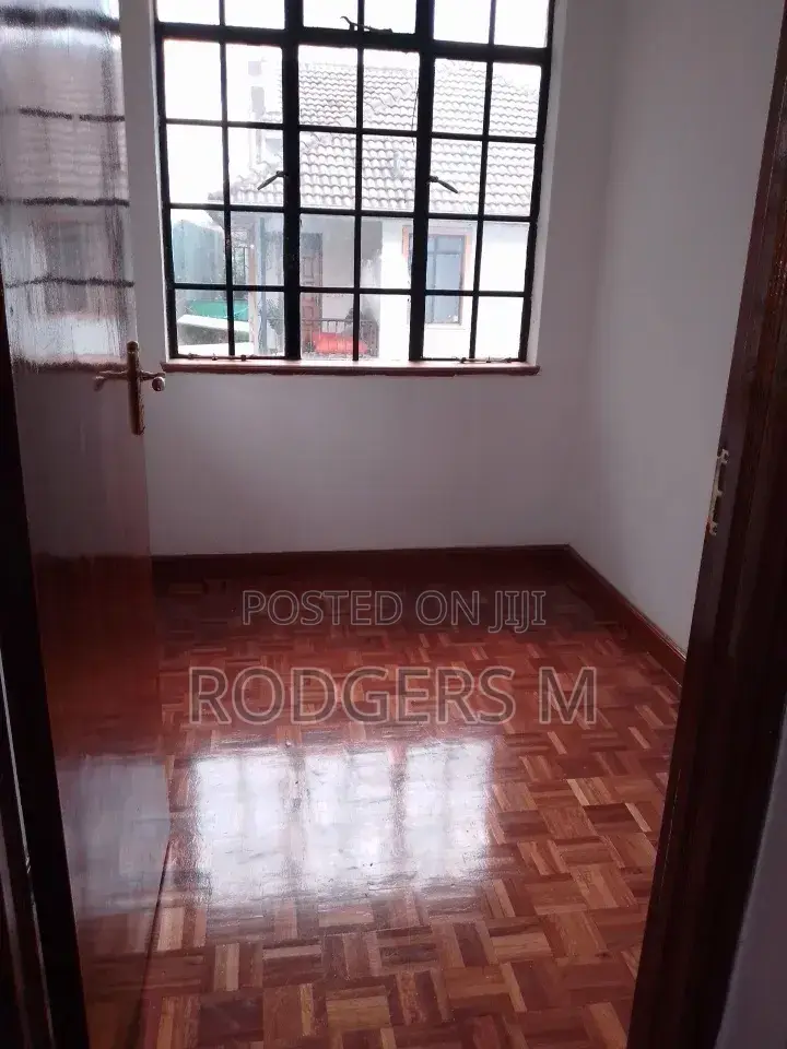 4bdrm Townhouse / Terrace in Muthangari for rent