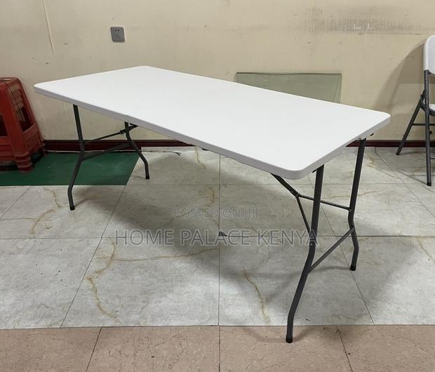 Outdoor Table: Portable Plastic Folding Dining Table - thumbnail 2