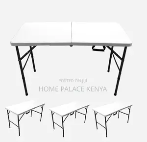 Outdoor Table: Portable Plastic Folding Dining Table