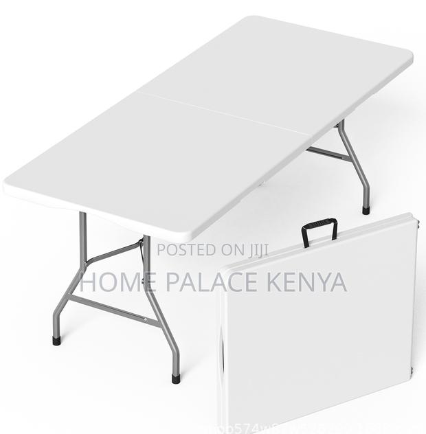 Outdoor Table: Portable Plastic Folding Dining Table - thumbnail 8