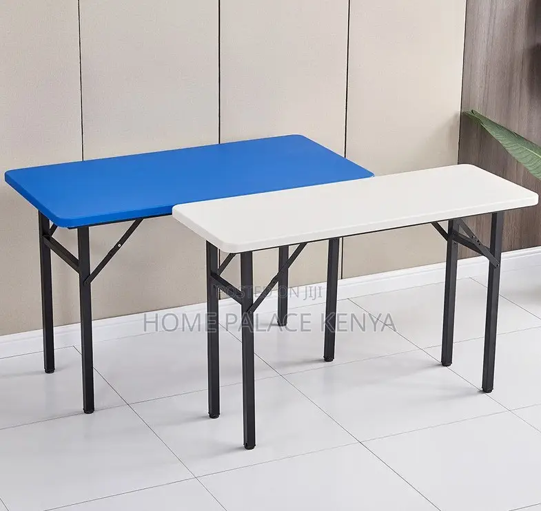 Outdoor Table: Portable Plastic Folding Dining Table