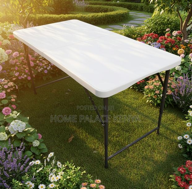 Outdoor Table: Portable Plastic Folding Dining Table - thumbnail 15