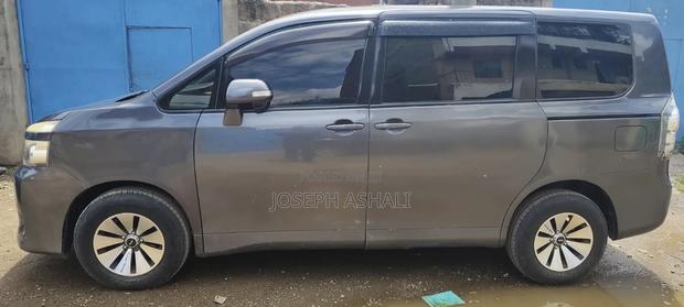 Voxy 7 Seater Car Hire Services - main view