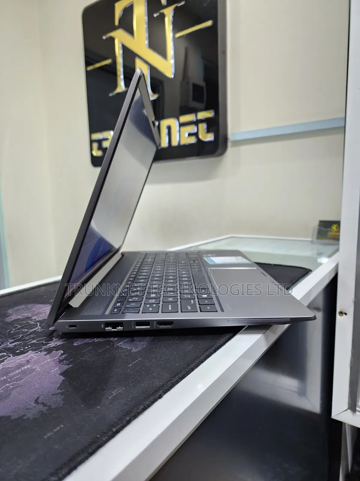 Laptop HP ZBook Firefly 16 G10 16GB Intel Core i7 SSD 512GB