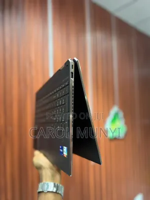 New Laptop HP Spectre X360 15 16GB Intel Core i7 SSD 256GB