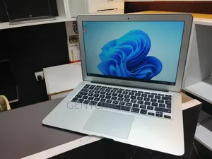 Laptop Apple MacBook Air 2017 8GB Intel Core i5 SSD 128GB
