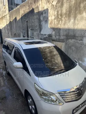 Toyota Alphard 2.4 Petrol FWD 2010 White