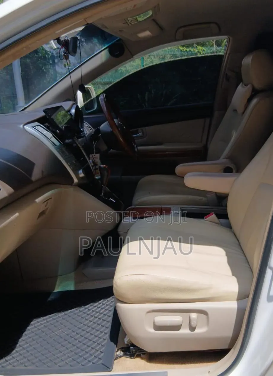 Toyota Harrier 2003 White