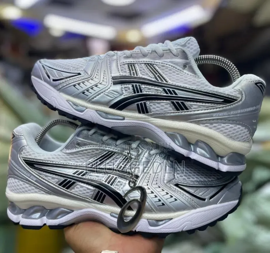 Asics Gel Kayano Size 41 43 Sneakers