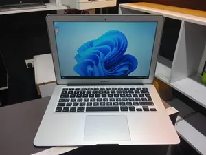 Laptop Apple MacBook Air 2017 8GB Intel Core i5 SSD 128GB