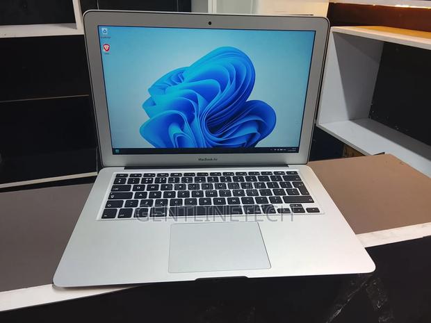 Laptop Apple MacBook Air 2017 8GB Intel Core i5 SSD 128GB