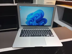 Laptop Apple MacBook Air 2017 8GB Intel Core i5 SSD 128GB