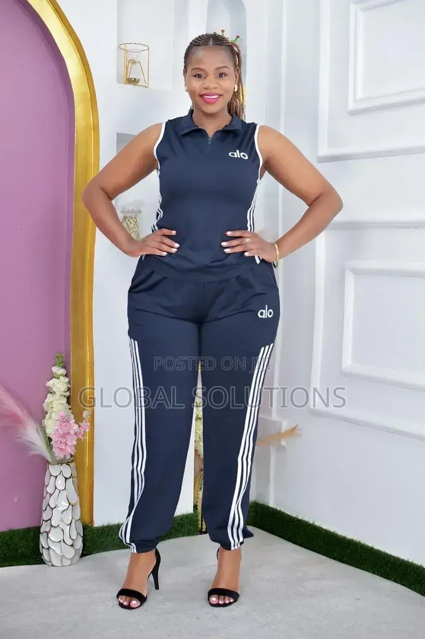 Cute Two Piece Set Zipper Top