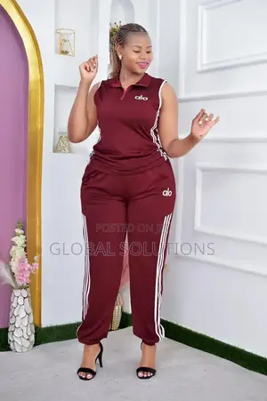Cute Two Piece Set Zipper Top