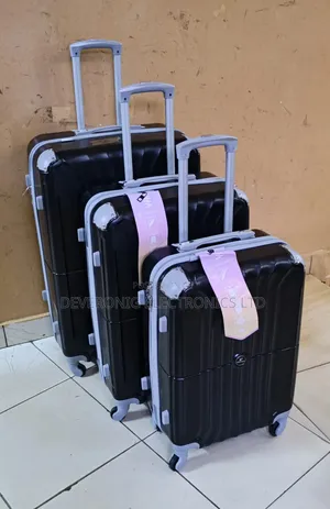 3 in 1 Luxurious Fibre Suitcase