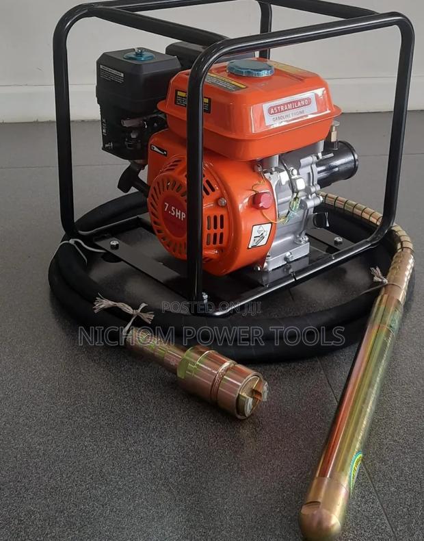 Astramilano Concrete Vibrator/Gasoline Concrete Vibrator
