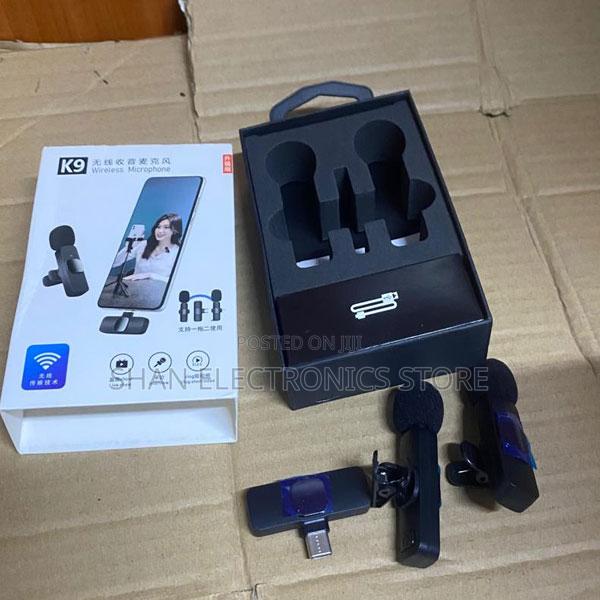 -Black Wireless Mini Microphone for Live Streaming - main view