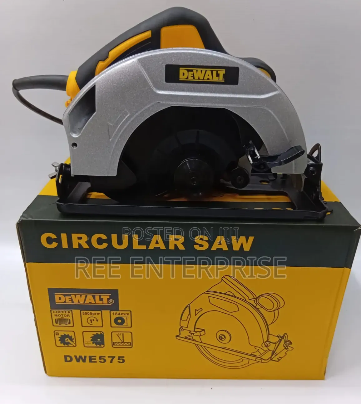 Dewalt Circular Saw Machine