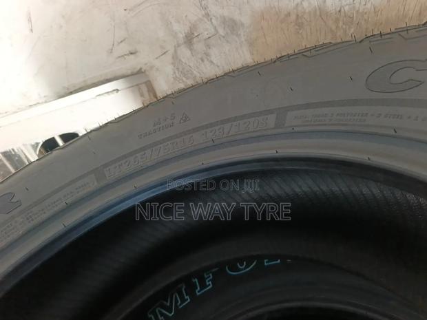 265/75r16 Comforser a/T - thumbnail 2