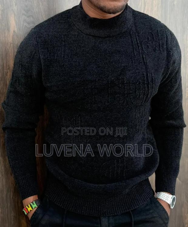 Round Neck Classy Sweaters - thumbnail 2