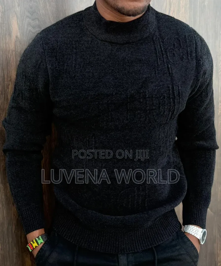 Round Neck Classy Sweaters