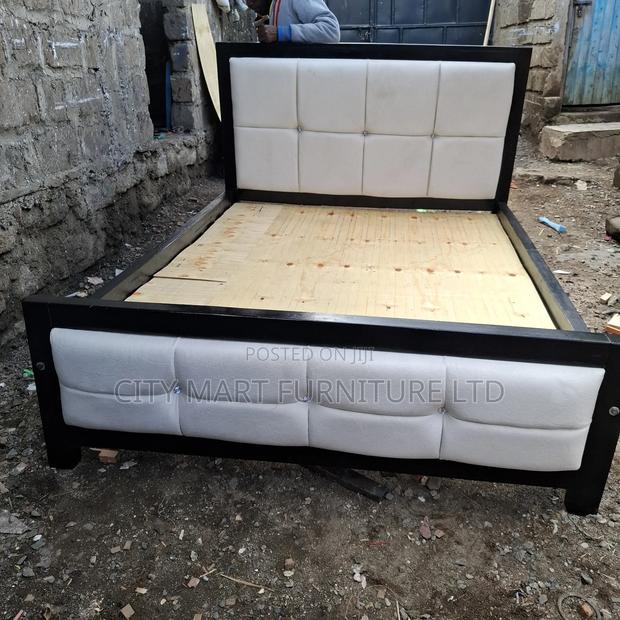 Comfy Modern Mocket Beds on Offer!