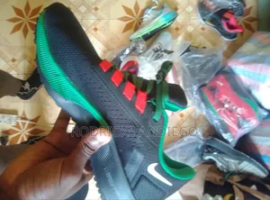 Team Kenya Nike Zom Sneakers