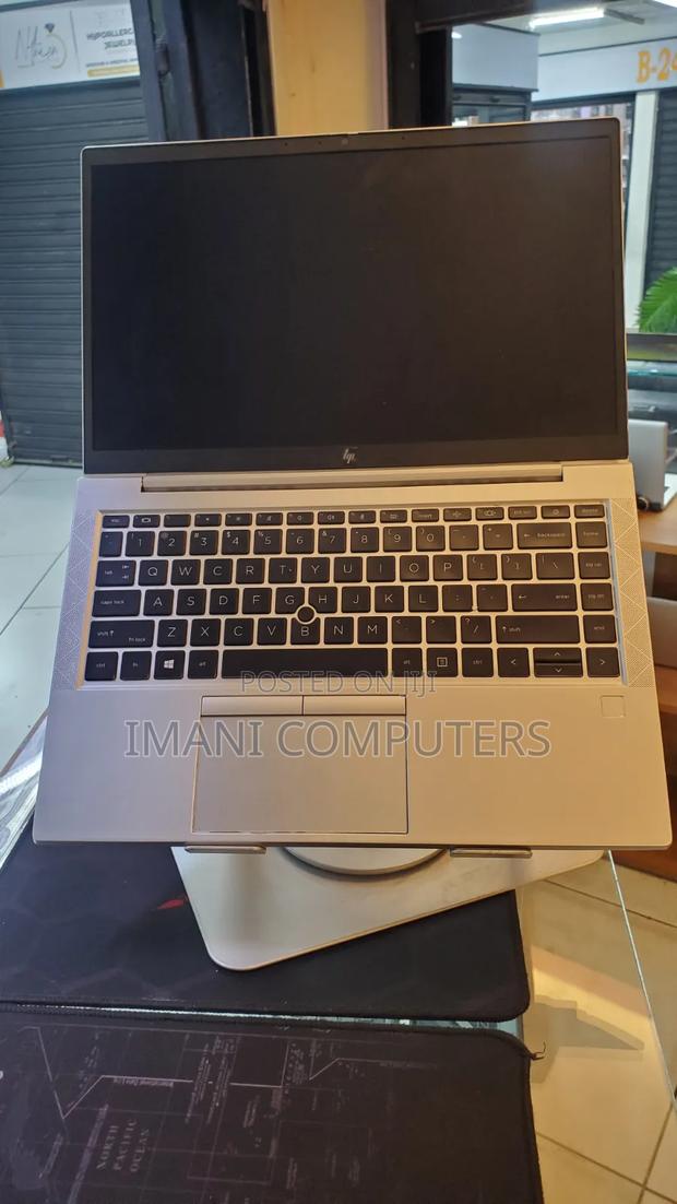 Laptop HP EliteBook 845 G7 8GB AMD Ryzen 5 SSD 256GB