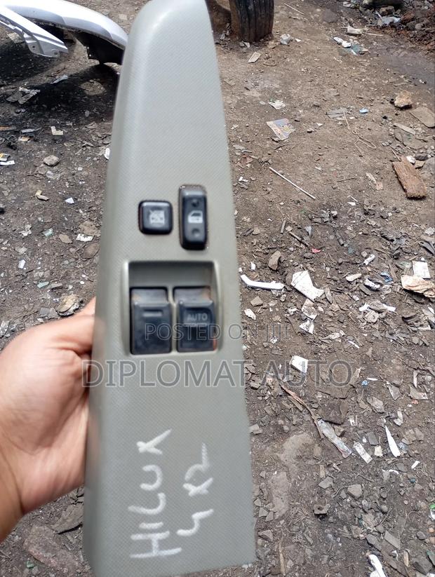 Hilux Vigo Main Switch.