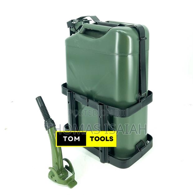 20l Metal Fuel Jerry Can With Spout Nozzle and Rack - thumbnail 3