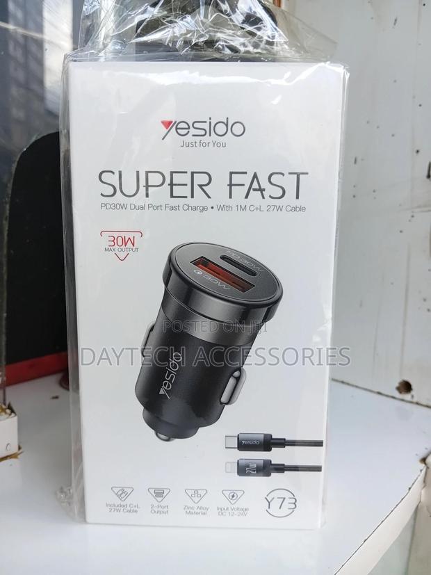 Yesido 30w Car Charger With Type-C to Type-C Cable - Black