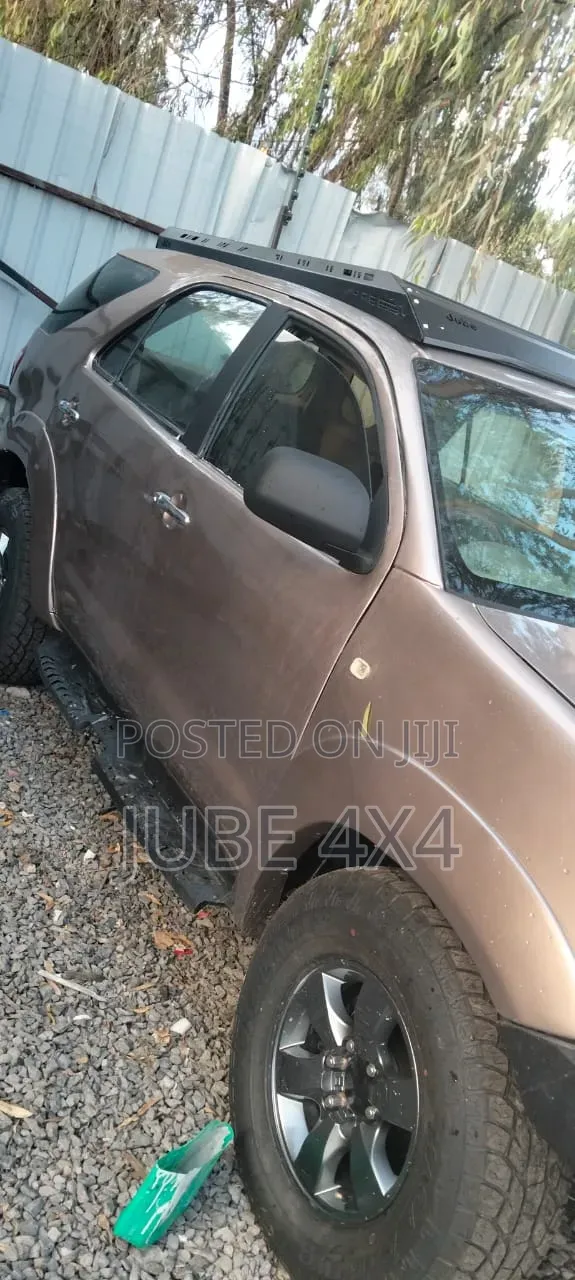 Side Step Toyota Fortuner