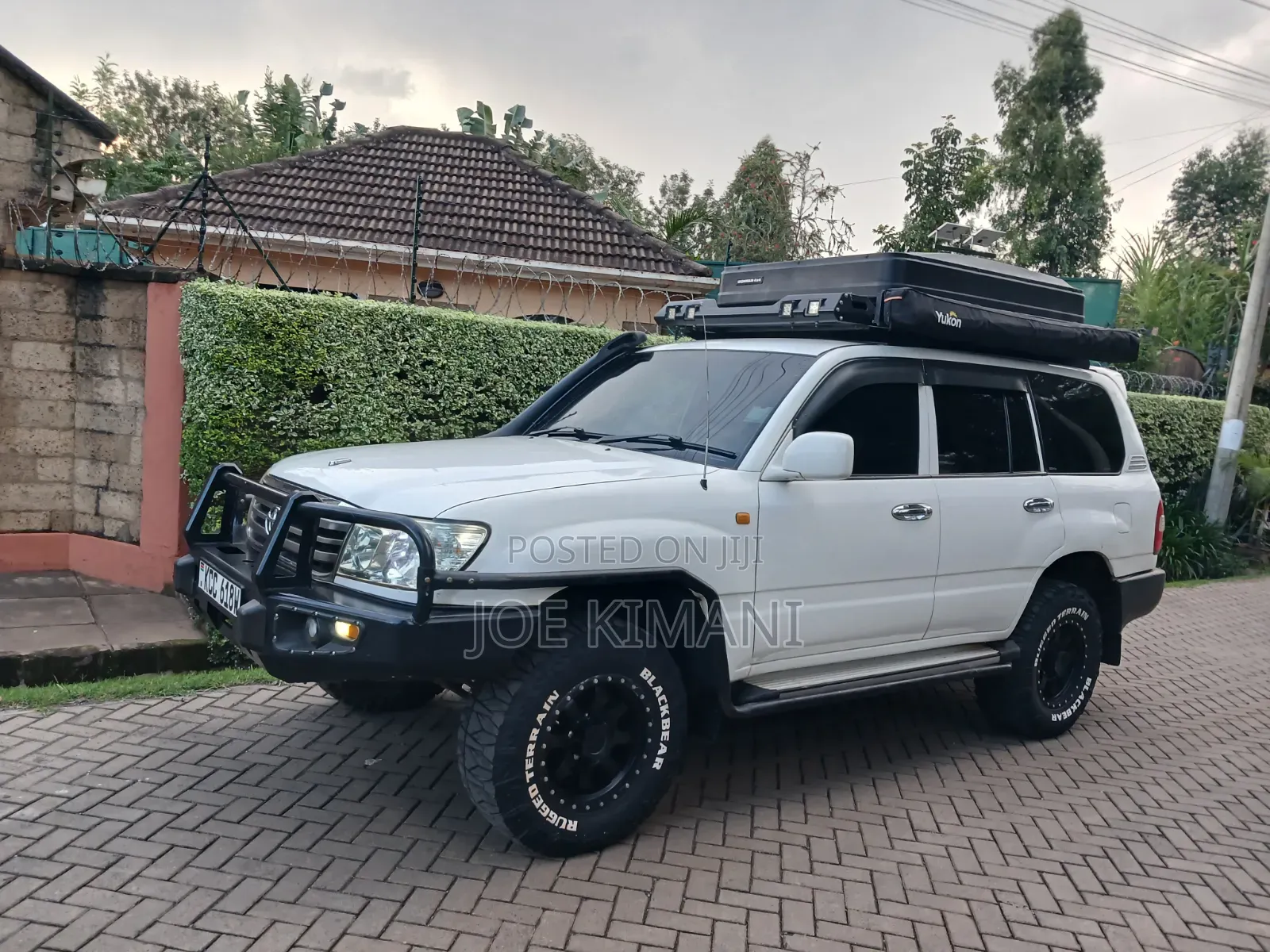 Toyota Land Cruiser 2007 White