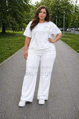 Women's Plus Size Jewelled Loose Blouse Set With Rhinestone
