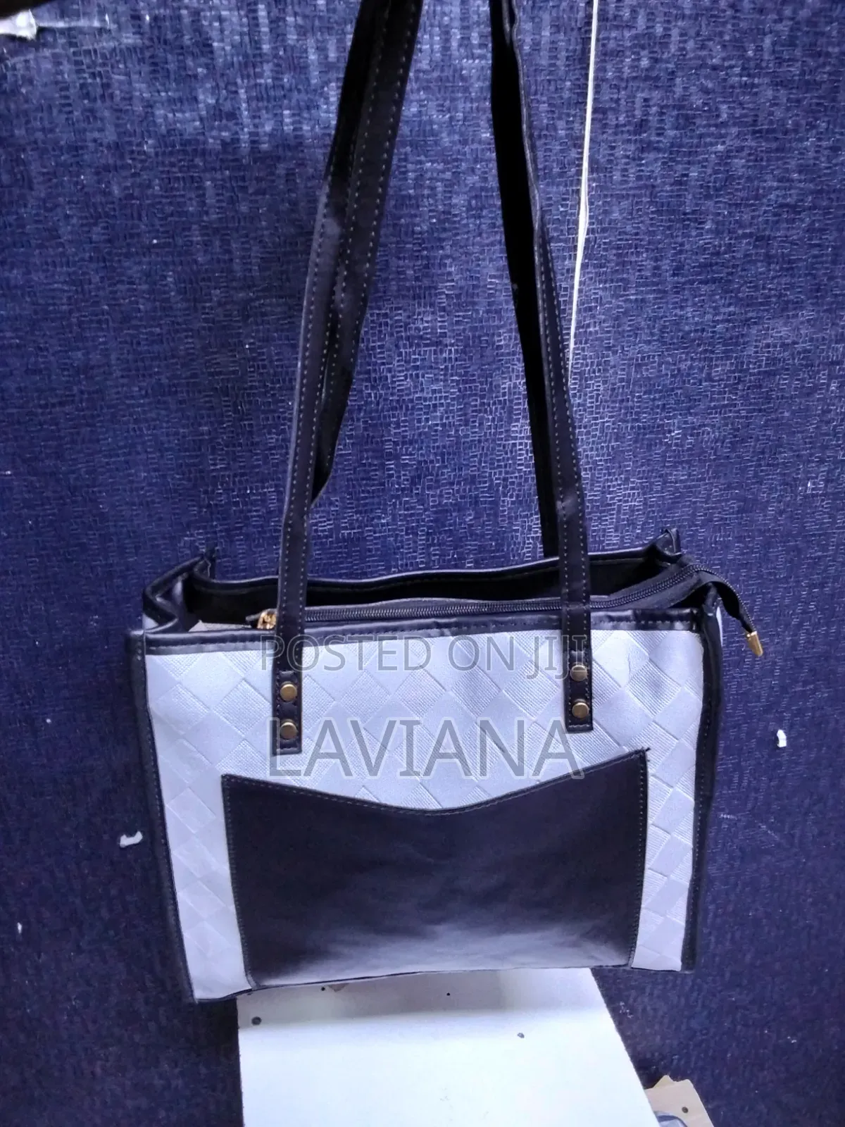 Trendy Tote Bags